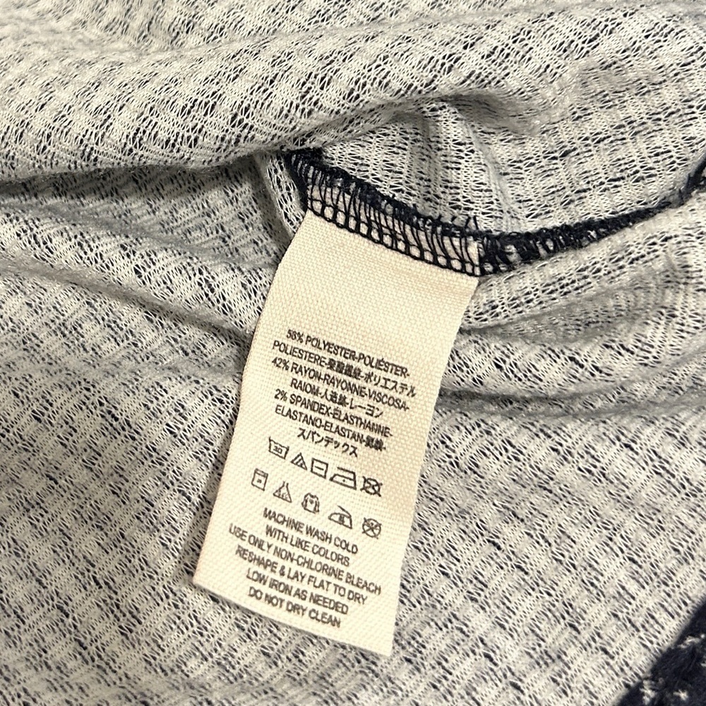 FREE PEOPLE navy geometric MAXI PENCIL SKIRT WITH REAR SLIT - STRETCHY! Size XS - Picture 7 of 7